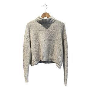 006 American Eagle Cozy Gray Women's Sweater